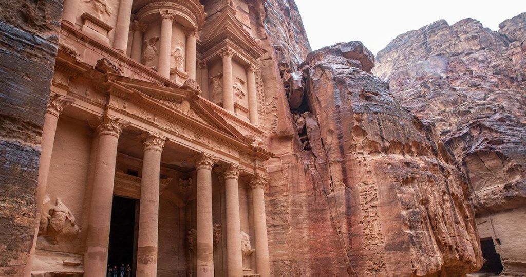 petra-tesoro