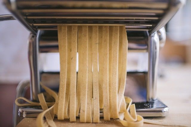 Macchina per la pasta - utensili da cucina