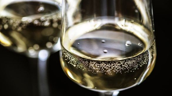 Spumante Anche Questanno Il Vino Italiano Trionfa Sulle Tavole Min
