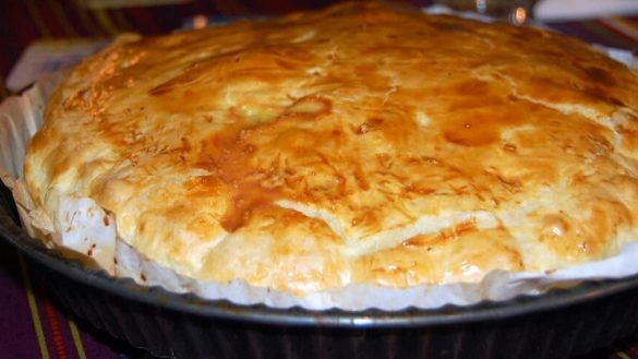 Torta Salata Di Cipolle E Olive Verdi Min