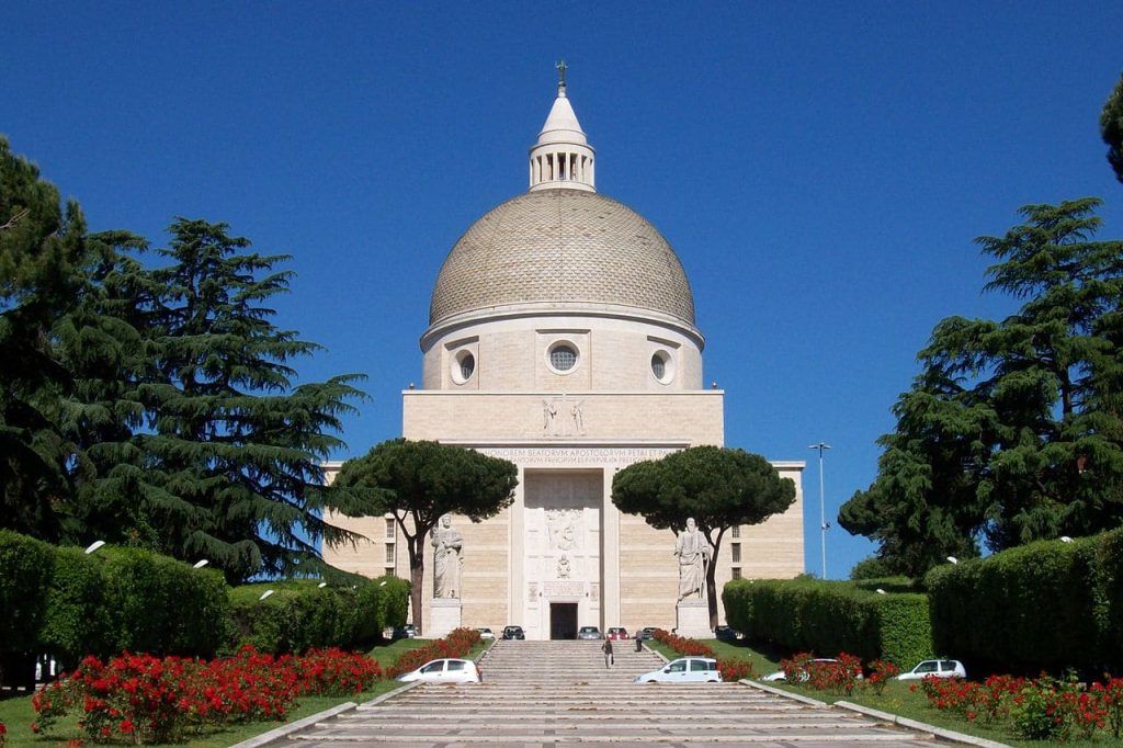 Roma Eur Basilica Santi Pietro E Paolo Min