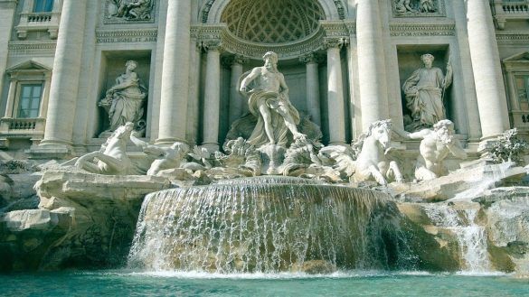 Fontana Di Trevi Storia E Lancio Della Moneta