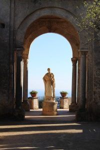 Ravello Villa Cimbrone Min