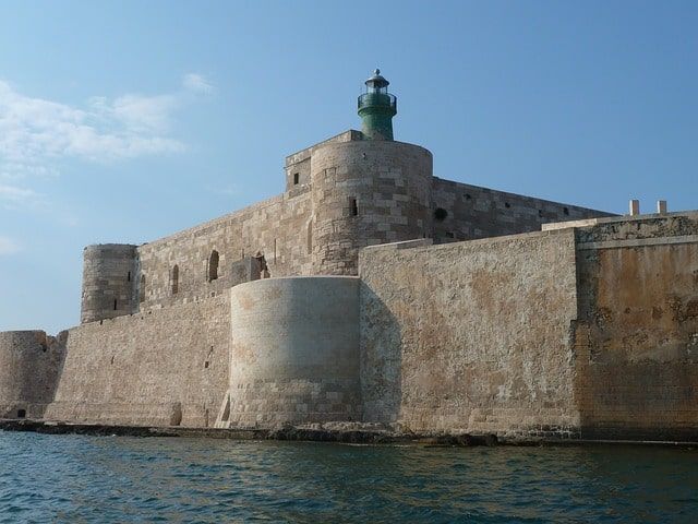 Siracusa Castello Sul Mare Min