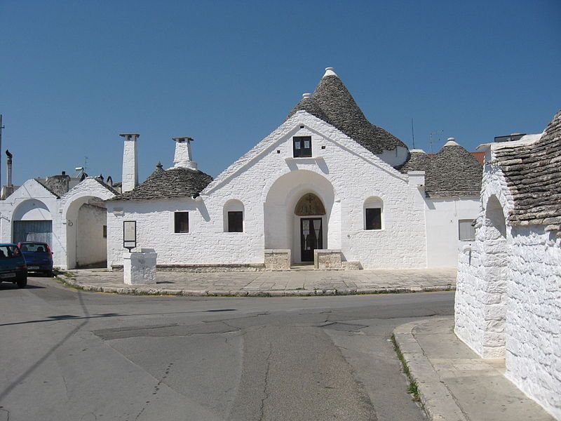 Trullo Sovrano Alberobello Min