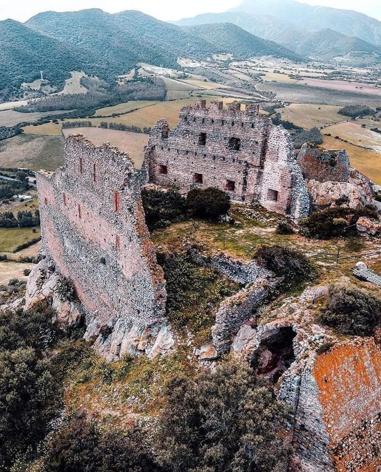 Castello Di Acquafredda Sardegna Min