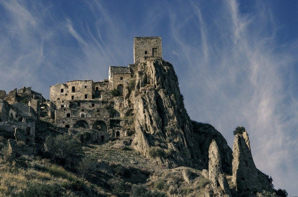 borgo fantasma di craco