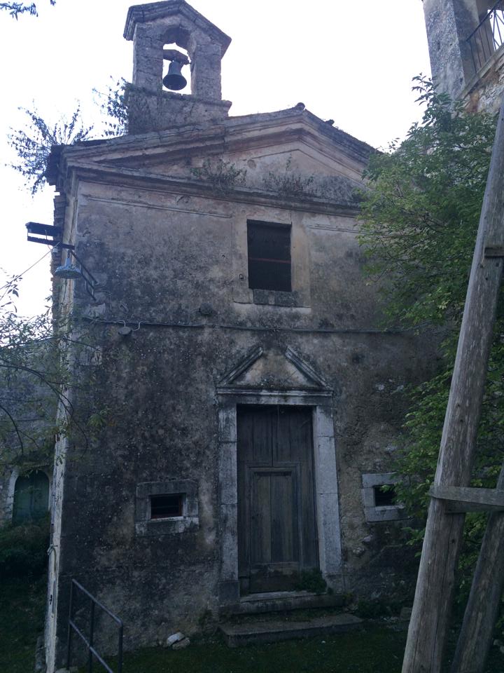 rocchetta vecchia paese fantasma in molise