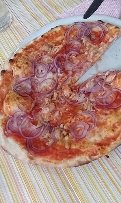 pizzeria 88 alassio pizza con cipolle 1