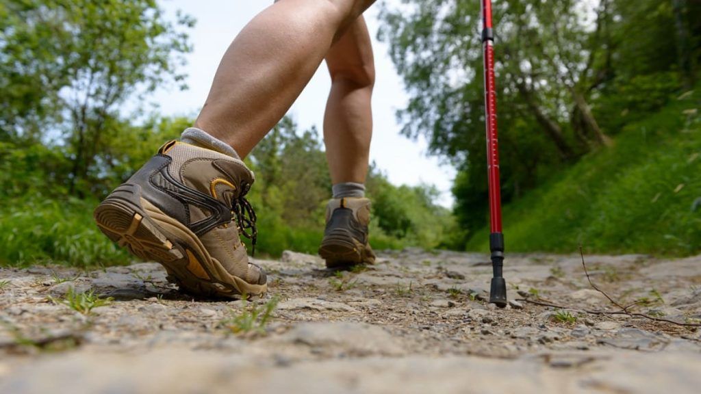 attrezzature da trekking che non possono mancare