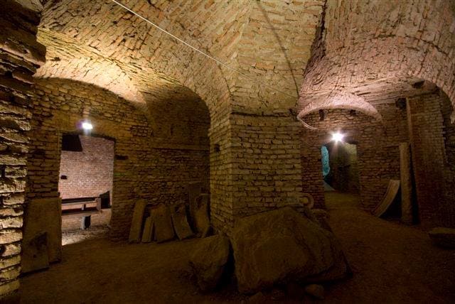 grotte alchemiche della torino magica