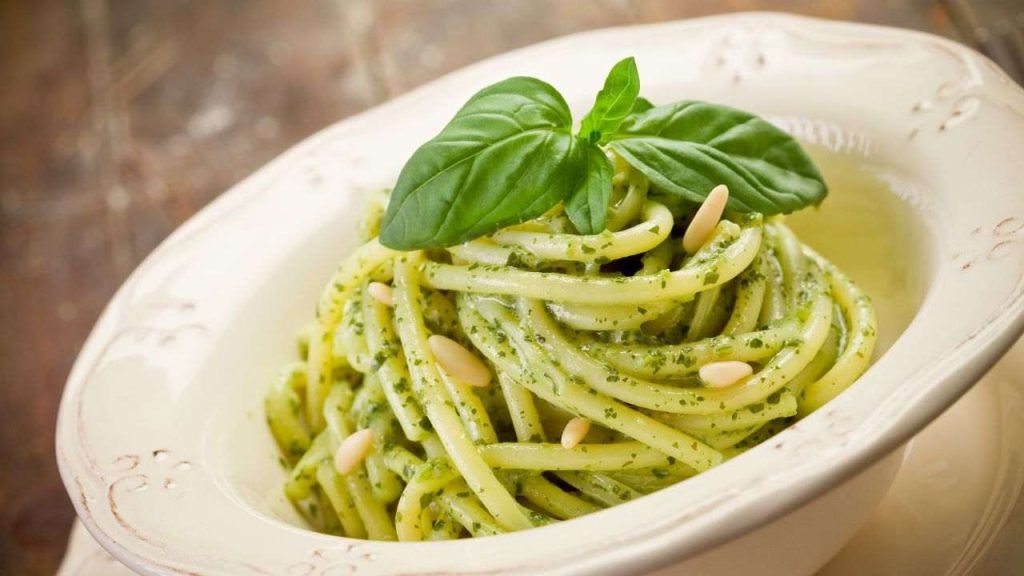 Ricetta pasta con pesto alla genovese