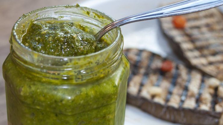 Vasetto di pesto alla genovese