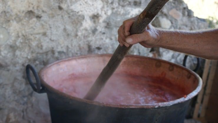 salsa di pomodoro fatta in casa