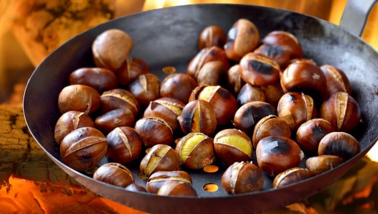 castagne cotte arrostite in padella