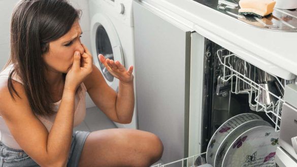 Cattivi odori in lavastoviglie