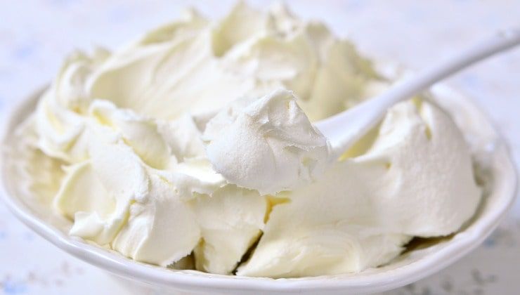 Sostituire la ricotta con il mascarpone