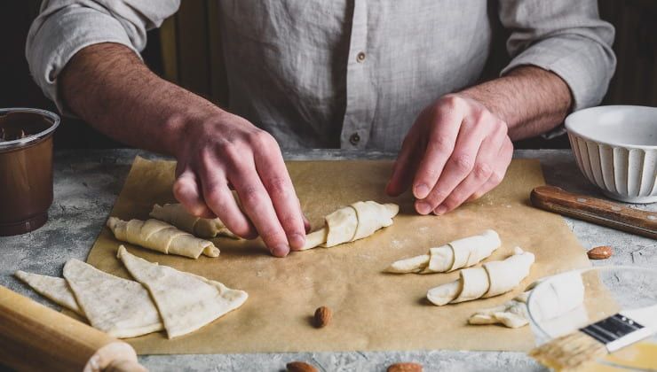 preparazione dei croissant