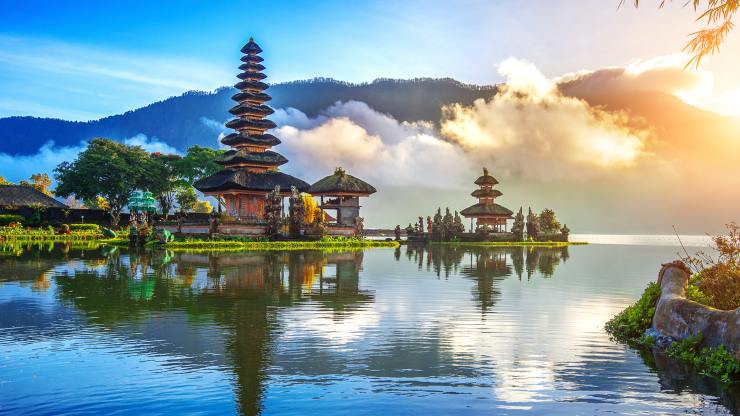 Pura Ulun Danu Bratan, Bali - viaggio in solitaria