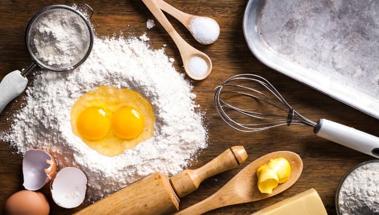 Preparazione impasto per dolci