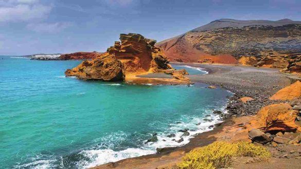 Lanzarote, i luoghi magnifici che hanno ispirato un grande artista come César Manrique