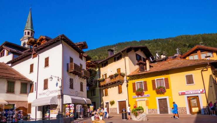 Cosa vedere a Pinzolo? Tra eventi interattivi, ambiente magico e terme super rilassanti 