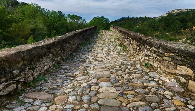 Strada dell'antica Roma