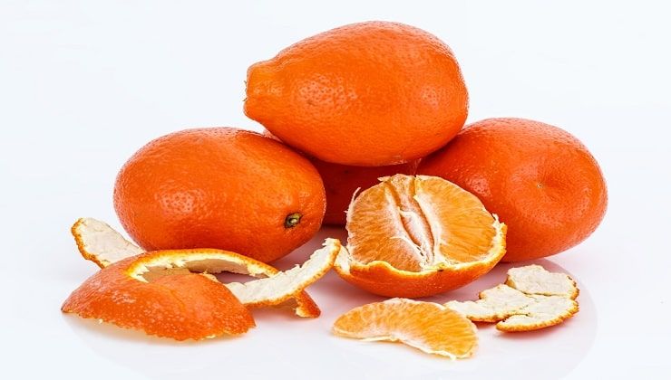 Bucce arance in barattolo