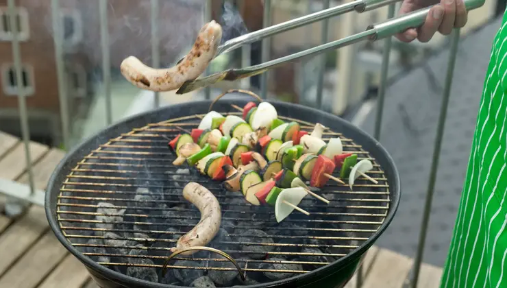 Barbecue in balcone