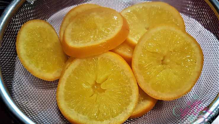 Bollire le arance