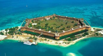 Dry Tortugas National Park: cosa vedere e come raggiungere la fortezza sul mare