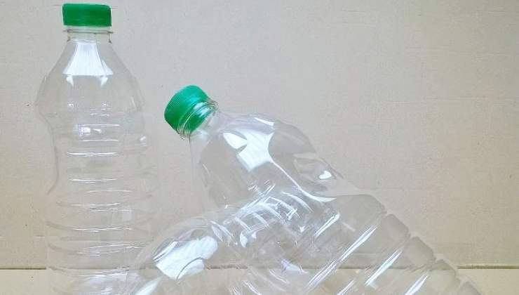 Bottiglie di plastica