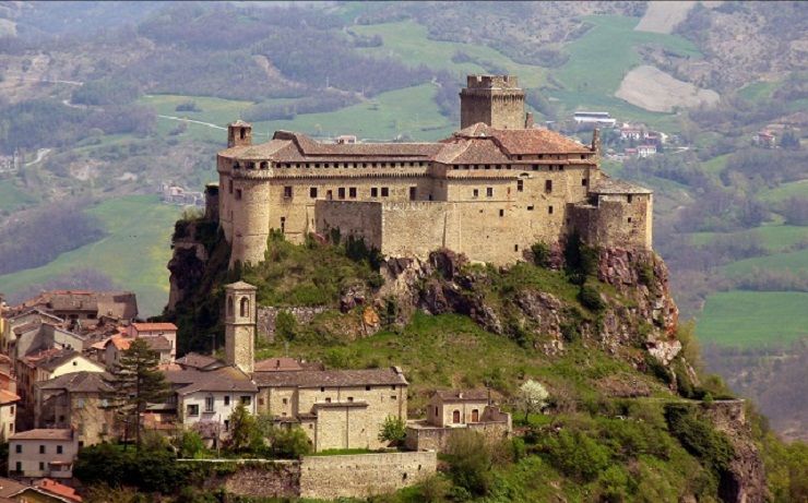 castelli infestati in Italia
