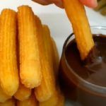 Churros fatti in casa e cioccolata