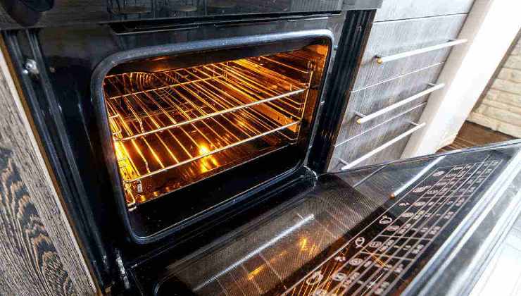 Rimedio per un forno pulito