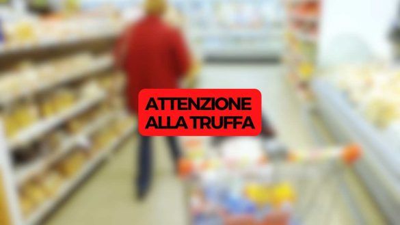 donna al supermercato