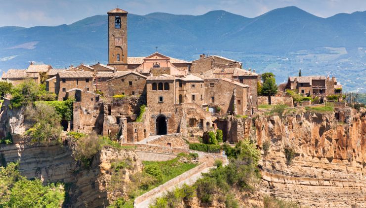 ingresso porta a civita di bagnoregio