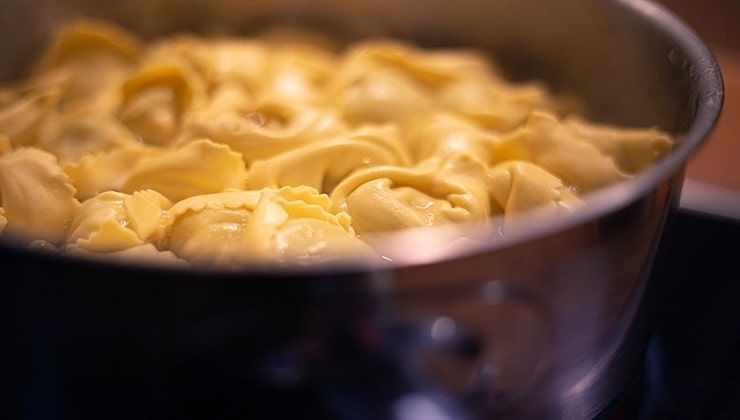 Tortellini in brodo bolognesi 