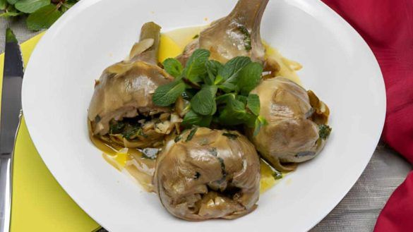 Carciofi alla romana