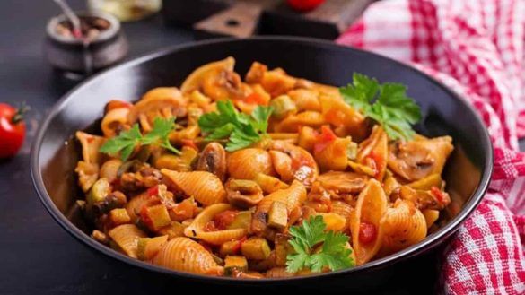 Lumaconi funghi e pomodorini