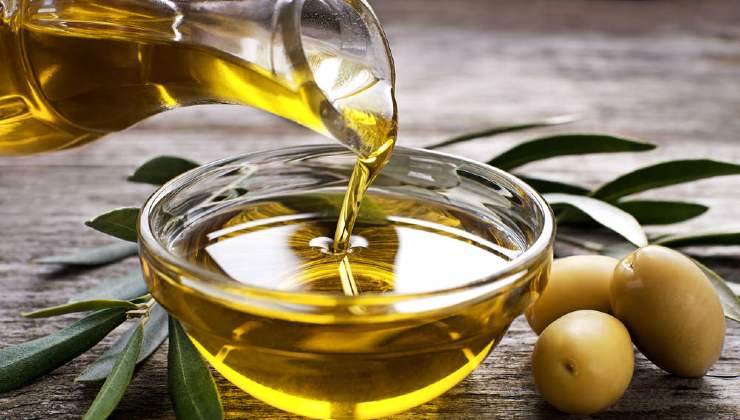 È meglio l'olio extravergine di oliva o il burro?