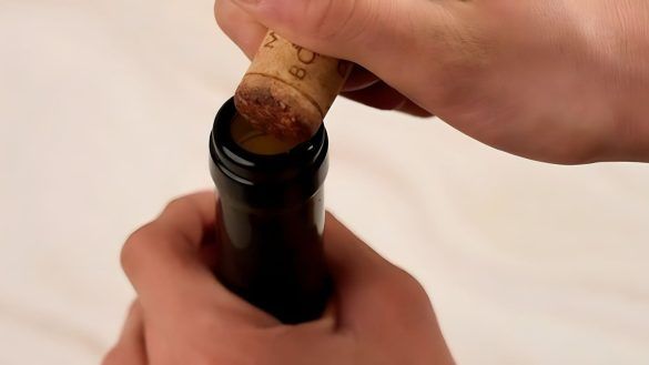 Stappare il vino