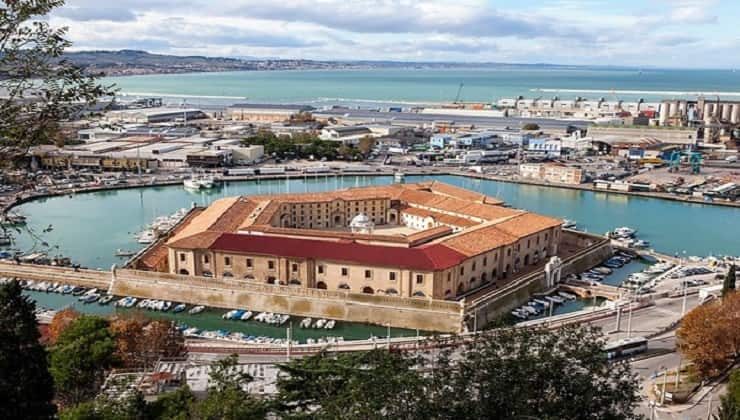 Ancona, città italiana dove costa meno vivere 