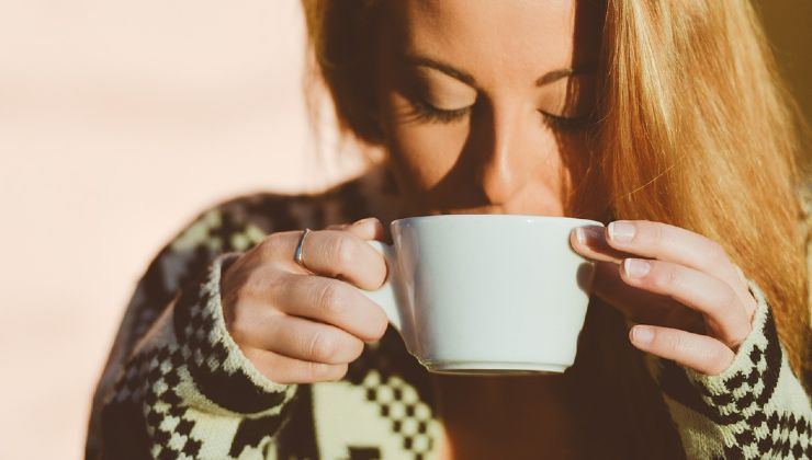 Bere caffè latte