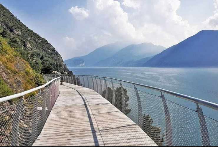 Pista ciclabile sul Lago di Garda