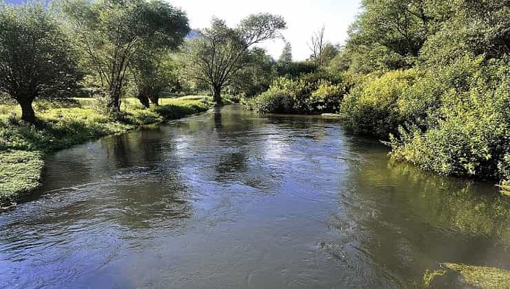 Fiume Tirino in Abruzzo