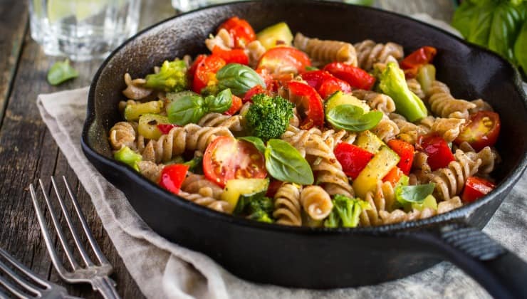 Fusilli integrali con verdure