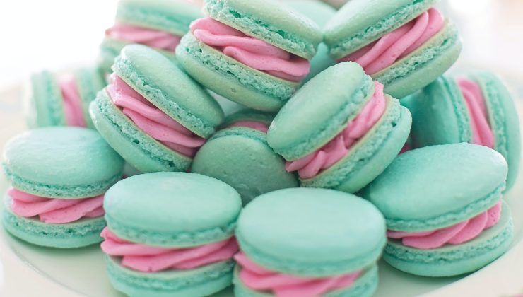 Macarons con ganache rosa