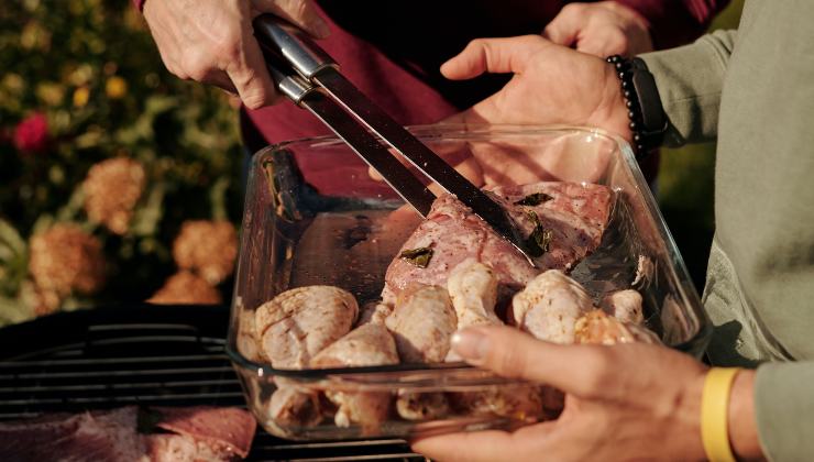 Different methods of marinating chicken