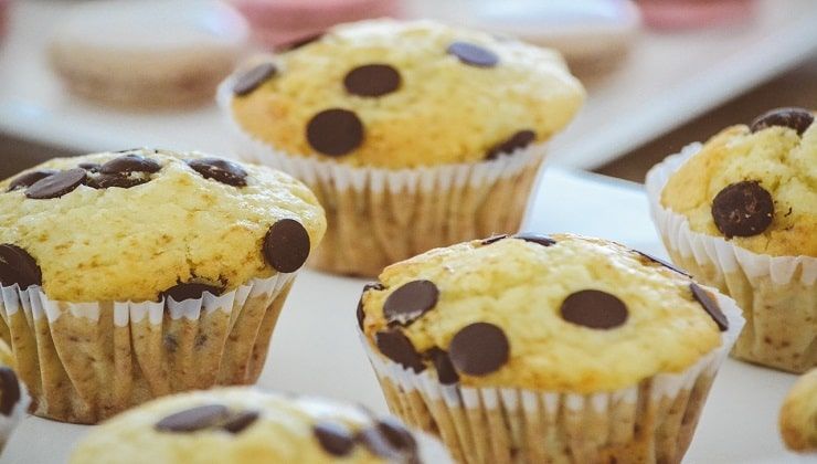 Muffin con gocce di cioccolato 